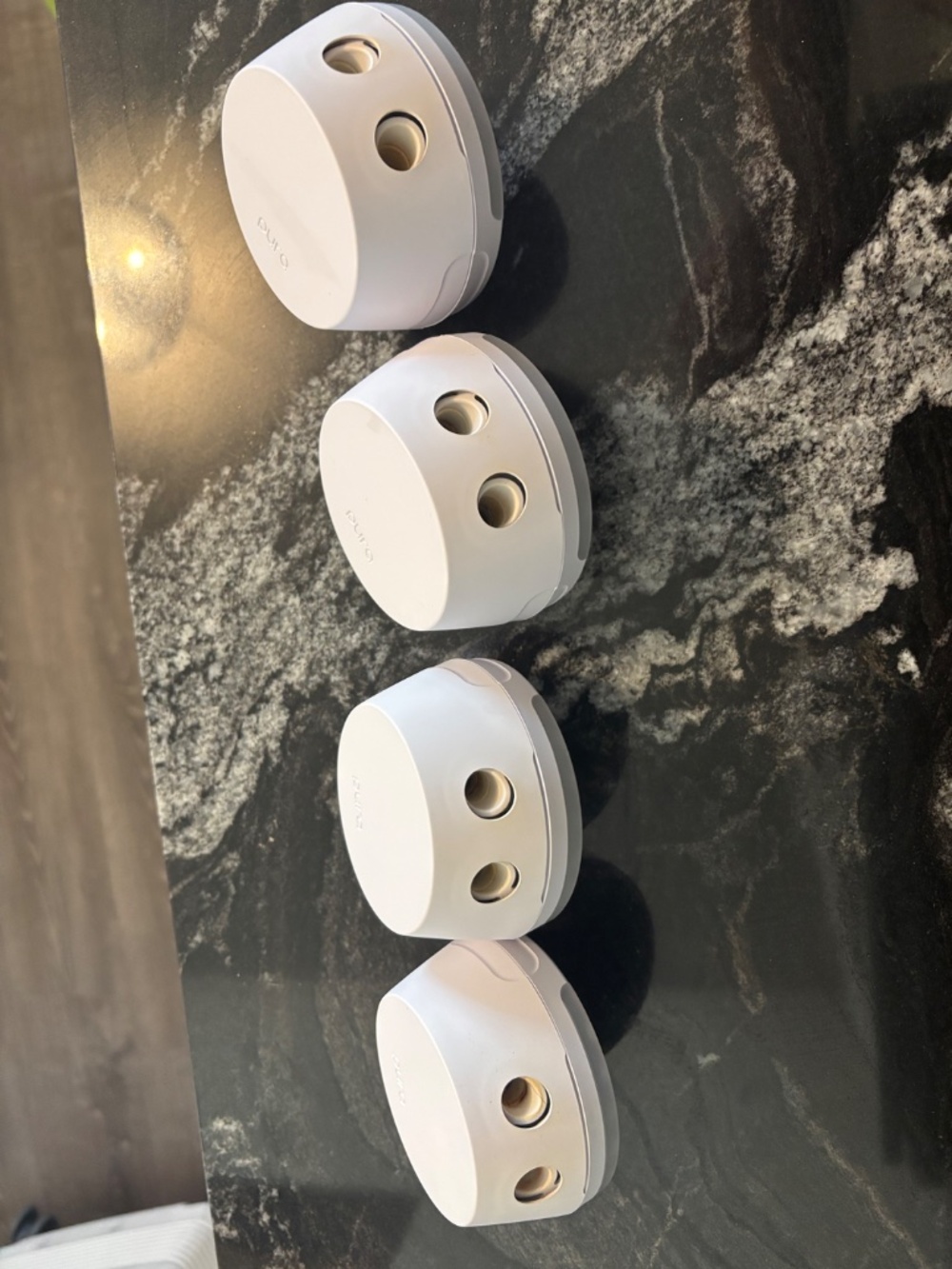 Pura 4 Smart Diffusers - Picture 4 of 4